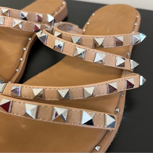 Nicole Miller Silver Studded Slide In Sandals - Picture 7 of 9